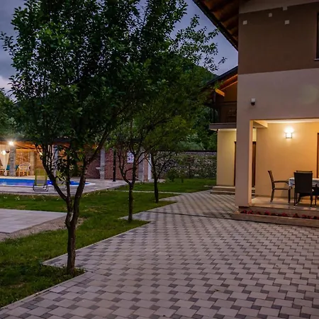 Faruk Holiday home *