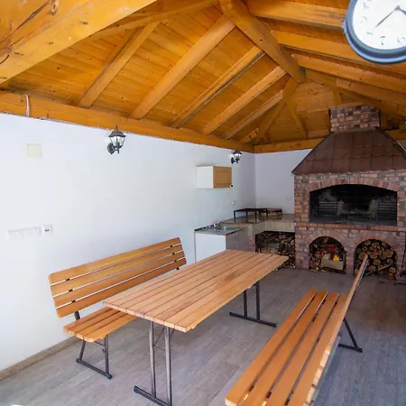 Faruk Holiday home *