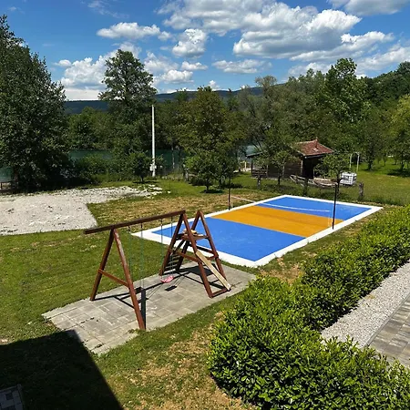 Faruk Hébergement de vacances