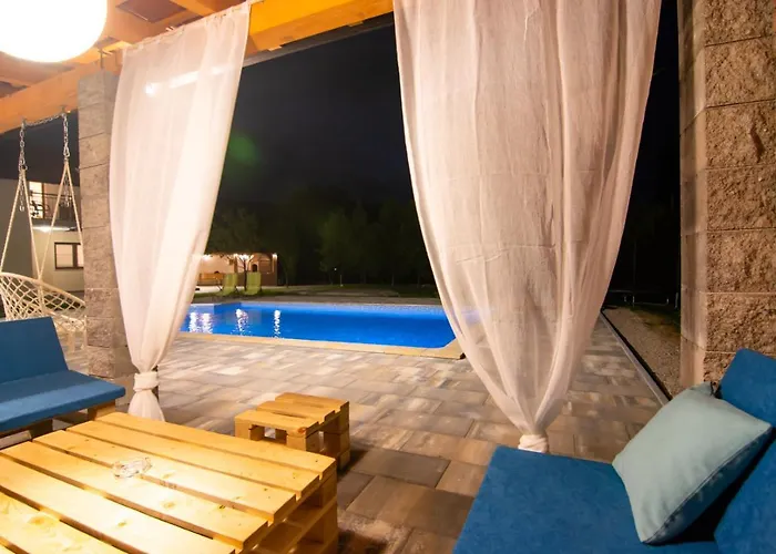 Faruk Prázdninový dům