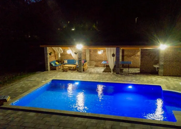 Faruk Prázdninový dům *