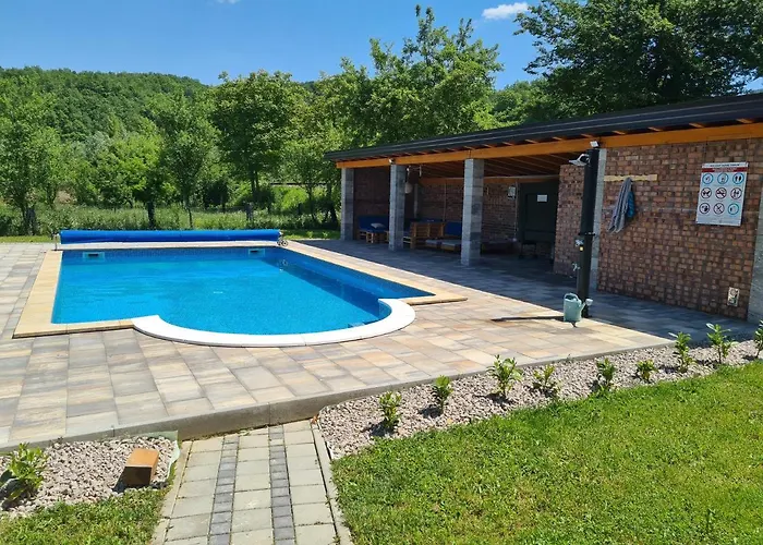 Faruk Hébergement de vacances