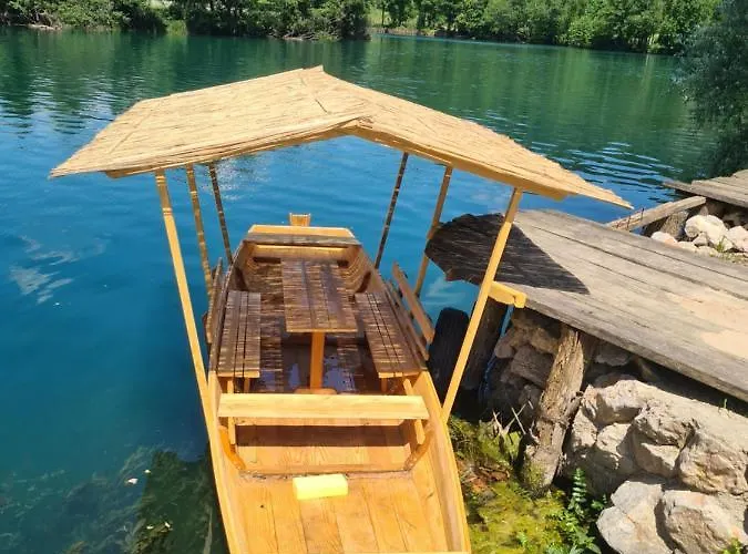 Hébergement de vacances Faruk Racic