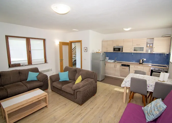 Faruk Prázdninový dům Racic